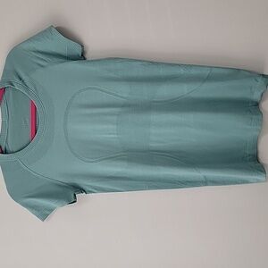 Lululemon athletica Short Sleeve Tee - Teal